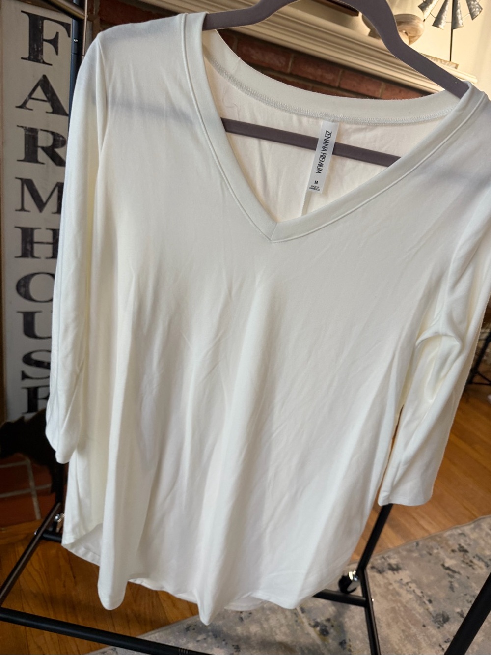 Zenana Outfitters Cream V-Neck Long Sleeve Tee